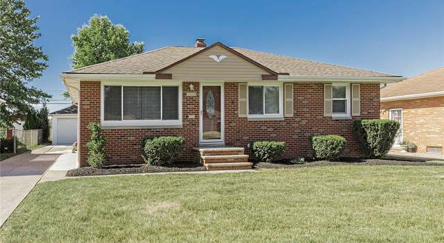 Photo of 24750 Picone Ln, Bedford Heights, OH 44146