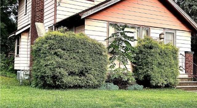 Photo of 2247 East Ave, Akron, OH 44314