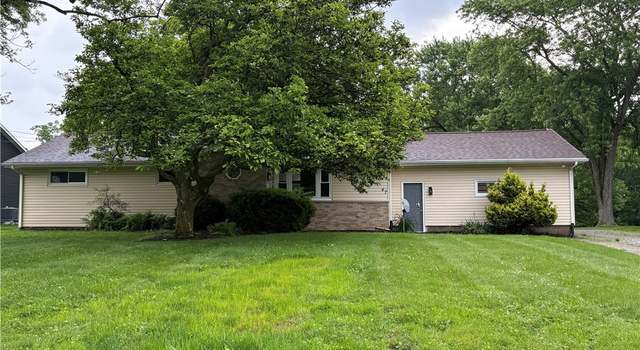 Photo of 47 S Alling Rd, Tallmadge, OH 44278