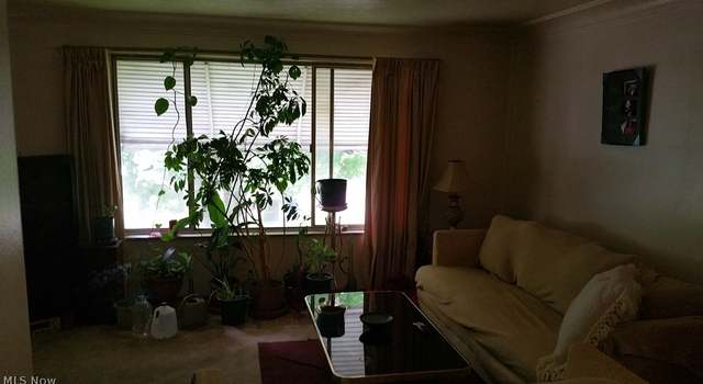Photo of 3611 Lloyd Rd, Cleveland, OH 44111