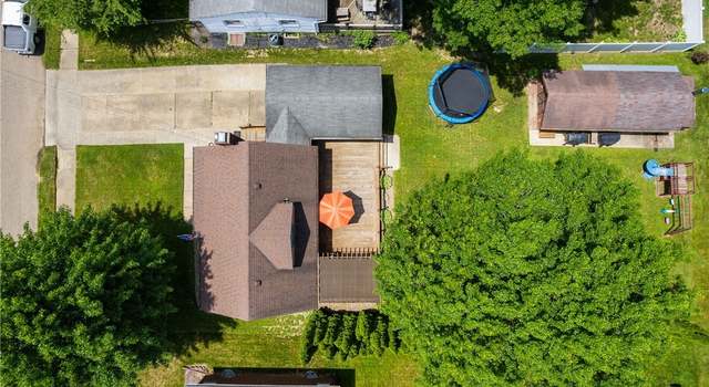 Photo of 1221 Monter Ave, Louisville, OH 44641