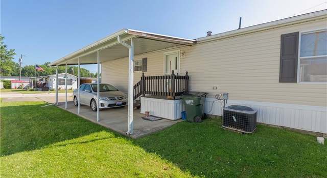 Photo of 18592 Edwards Rd #1, Doylestown, OH 44230