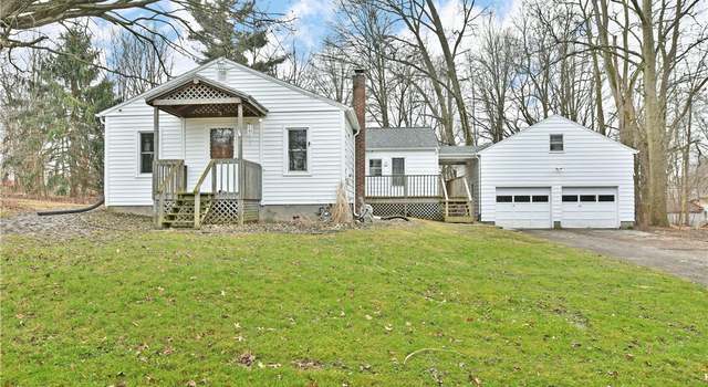 Photo of 4011 Burkey Rd, Youngstown, OH 44515