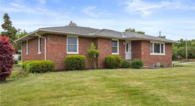 Photo of 4002 Canterbury Ct, Lorain, OH 44053