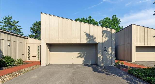 Photo of 663 Sonora Ct, Berea, OH 44017