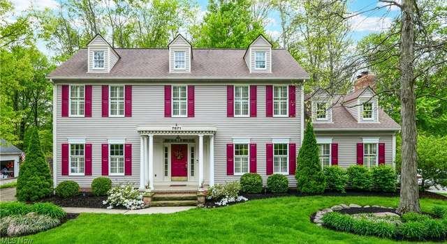 Photo of 7671 Hudson Park Dr, Hudson, OH 44236