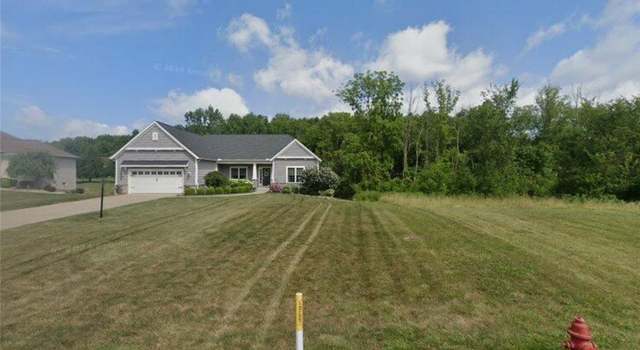 Photo of 6721 River Walk Dr, Valley City, OH 44280