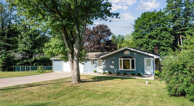 Photo of 3004 Sauer Dr, Coventry Township, OH 44319