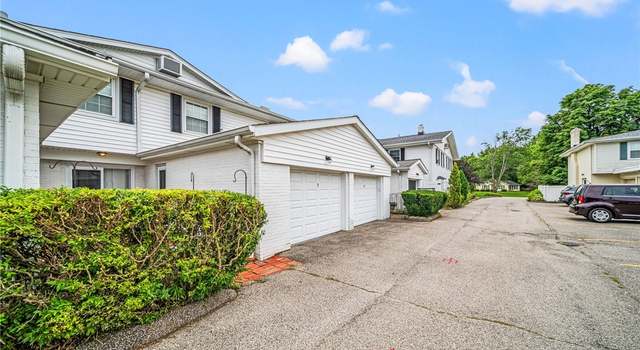 Photo of 5 Meadowlawn Dr #9, Mentor, OH 44060