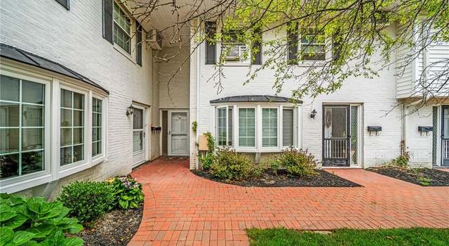 Photo of 5 Meadowlawn Dr #9, Mentor, OH 44060