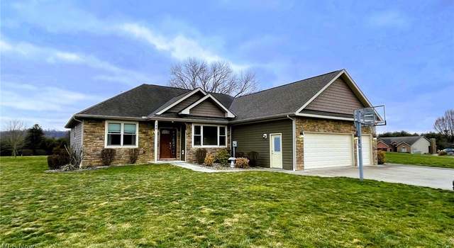 Photo of 186 Fairway Dr, Beverly, OH 45715
