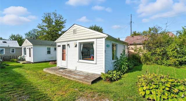 Photo of 5732 Lake Dr E, Geneva, OH 44041