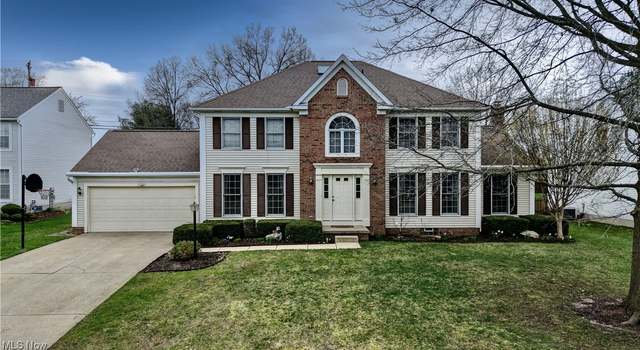 Photo of 8238 N Casswell Cir NW, North Canton, OH 44720