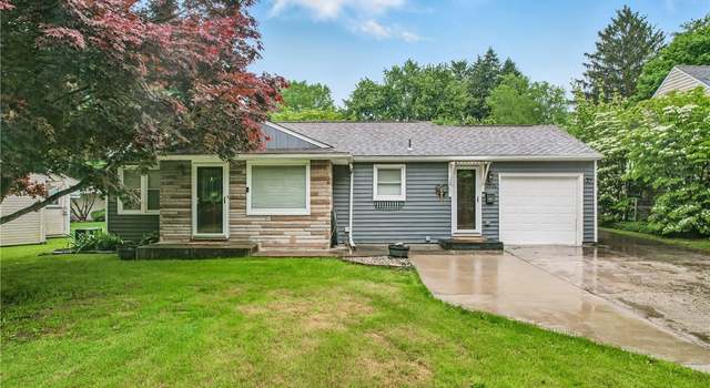 Photo of 2506 Bears Den Rd, Youngstown, OH 44511