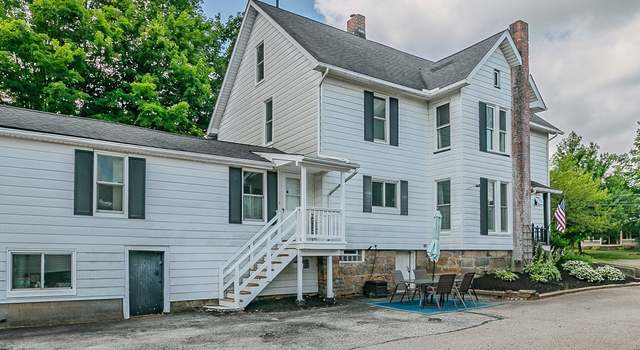 Photo of 126 North St, Chardon, OH 44024