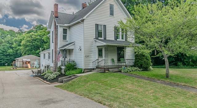 Photo of 126 North St, Chardon, OH 44024