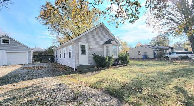 Photo of 665 Alameda Ave, Sheffield Lake, OH 44054