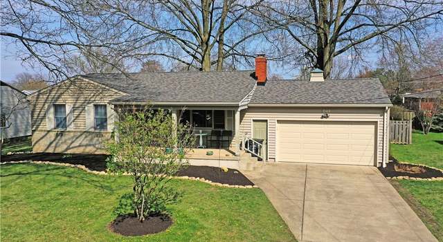 Photo of 1065 Collins Ave, Austintown, OH 44515