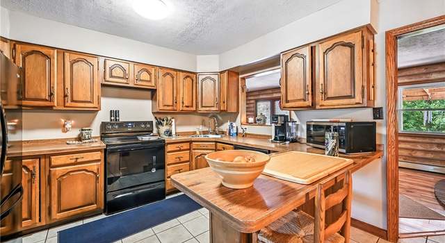 Photo of 1683 Ridgewood Dr, Salem, OH 44460