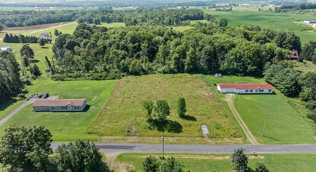 Photo of 24865 Center Ave, Alliance, OH 44601