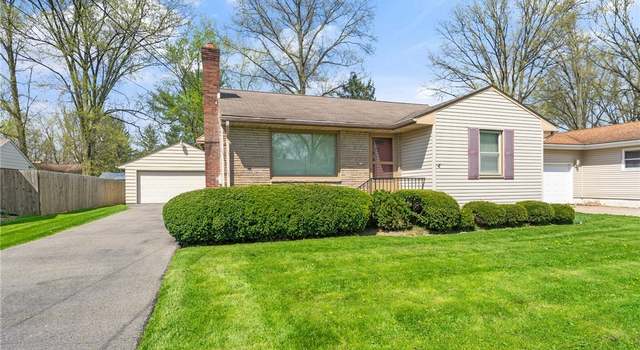 Photo of 310 Mansell Dr, Liberty, OH 44505
