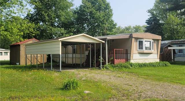 Photo of 71 Rustic Ln, Apple Creek, OH 44606