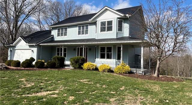 Photo of 2138 Geneva Dr, Millersburg, OH 44654