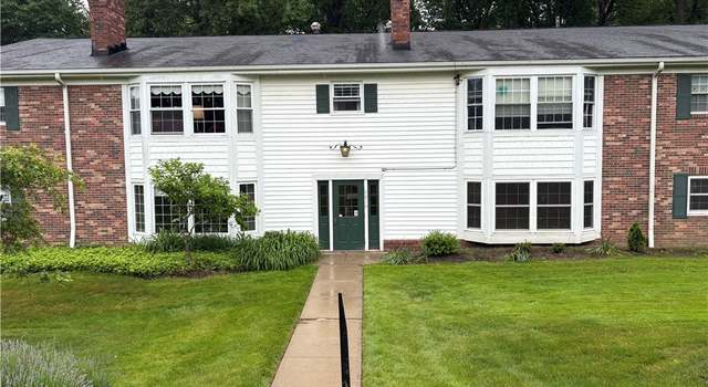 Photo of 7010 Carriage Hill Dr #104, Brecksville, OH 44141