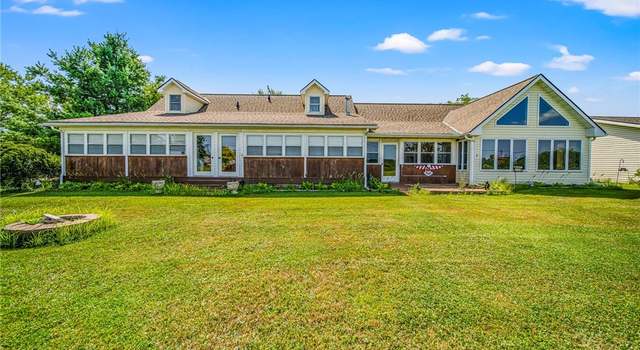 Photo of 2457 Sheffield Rd, Jefferson, OH 44047