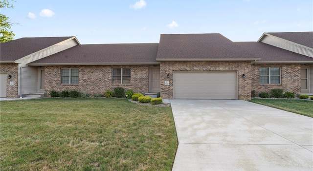 Photo of 2 Bayview Cir, Cortland, OH 44410