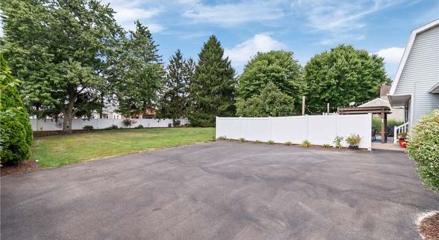 Photo of 5507 Foxboro Ave NW, Canton, OH 44718