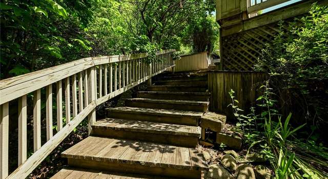 Photo of 4240 Giles Rd, Moreland Hills, OH 44022