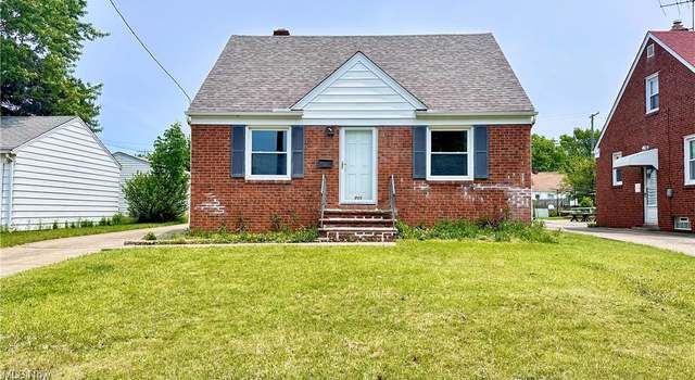Photo of 711 E 212th St, Euclid, OH 44119