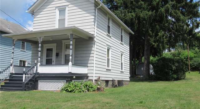 Photo of 296 E North Ave, East Palestine, OH 44413