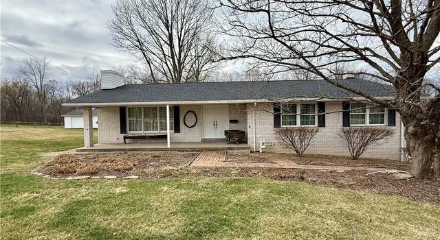 Photo of 136 Anart St, Wintersville, OH 43953