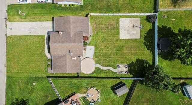 Photo of 3700 Meander Reserve Cir, Canfield, OH 44406