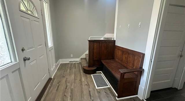 Photo of 38 Franklin Ave, Niles, OH 44446