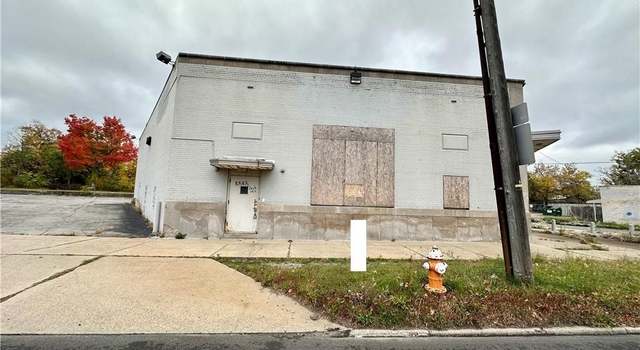 Photo of 2900 Market St, Youngstown, OH 44507
