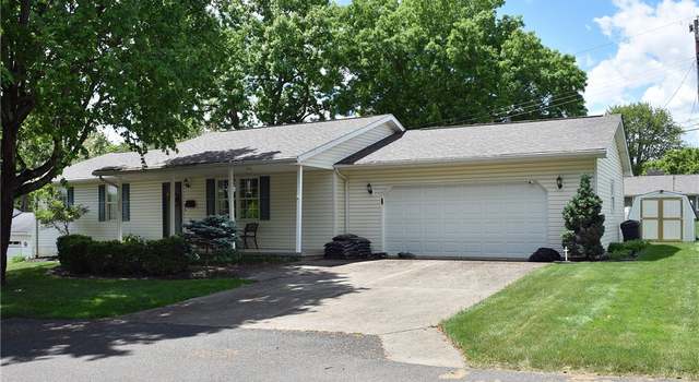 Photo of 2755 Woodside Dr, Zanesville, OH 43701