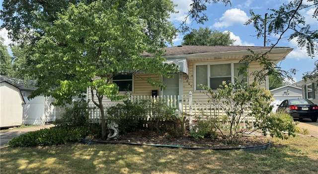 Photo of 2065 Hackberry St, Akron, OH 44301