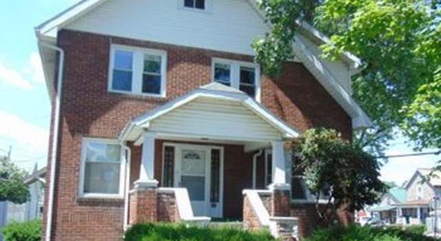 Photo of 730 N Uhrich St, Uhrichsville, OH 44683