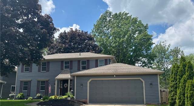 Photo of 16984 Bear Creek Ln, Strongsville, OH 44136