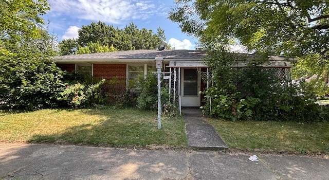 Photo of 985 Clement St, Akron, OH 44306