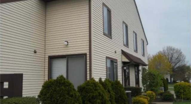 Photo of 32683 Jefferson Dr, Solon, OH 44139