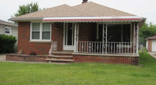 Photo of 9298 Ackley Rd, Parma Heights, OH 44130