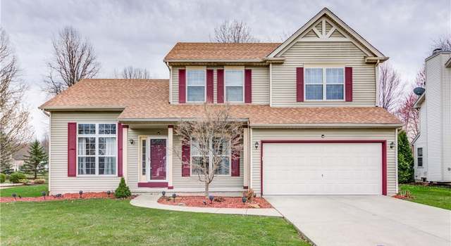 Photo of 26961 Valeside Ln, Olmsted Township, OH 44138