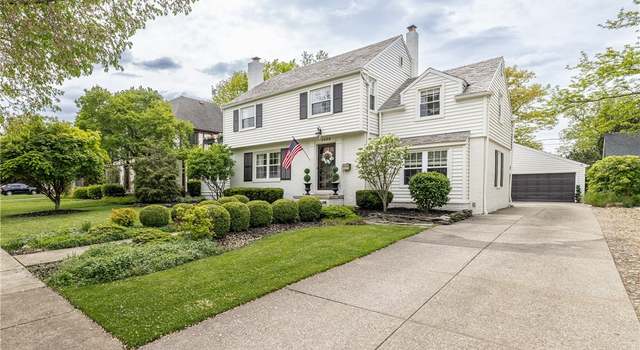 Photo of 1020 Parkside Dr, Lakewood, OH 44107