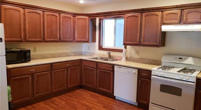 Photo of 626 Deming St, Salem, OH 44460