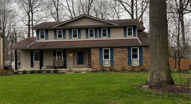 Photo of 858 Squirrel Hill Dr, Youngstown, OH 44512