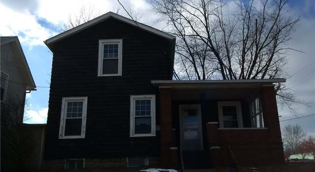 Photo of 671 Cliff St NW, Massillon, OH 44647